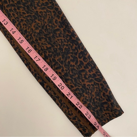 Varley || Let’s Move High Rise Leggings Bronze Distorted Cheetah Brown Small - Picture 9 of 10